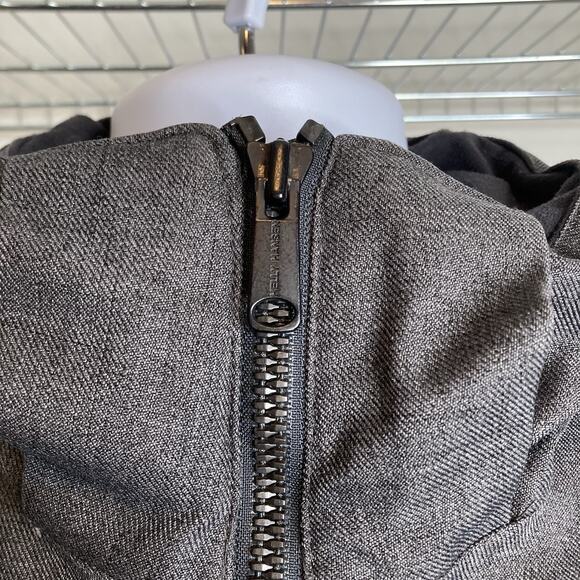 Helly Hansen Men's Gray Arctic Chill Parka Jacket Size S Warm Durable Rugged - Picture 8 of 14
